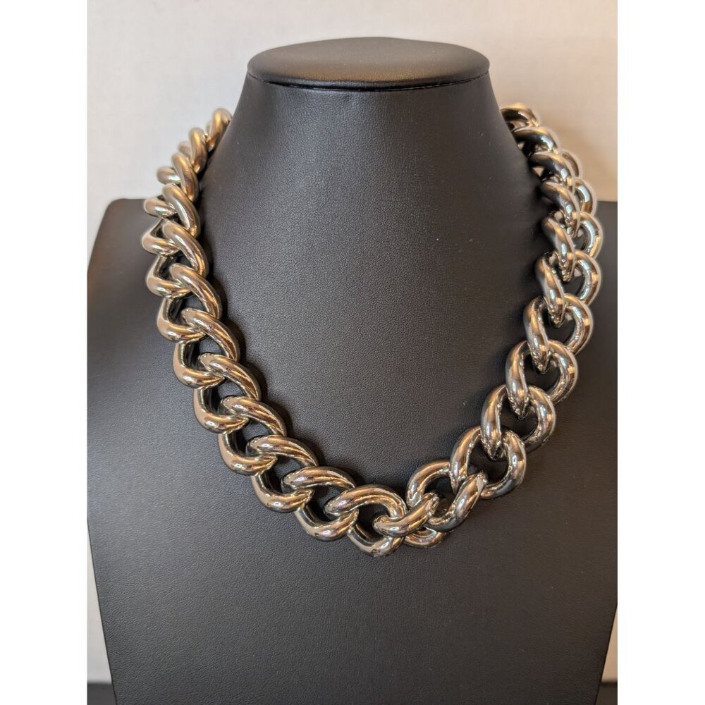 Graziano Jewelry Chunky Silver-Tone Chain Collar Necklace Statement Piece 17"